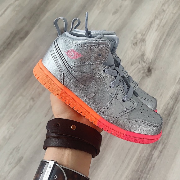 Nike Other - Nike toddler’s air jordan 1 mid sneakers